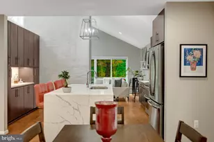 526 Springvale Rd, Great Falls, VA 22066 - Photo 9