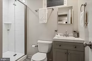 1429 Ironwood Dr, McLean, VA 22101 - Photo 17