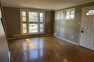 6918 Randolph Macon Dr, Alexandria, VA 22307 - Photo 3