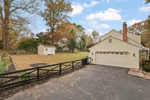 12133 Queens Brigade Dr, Fairfax, VA 22030 - Photo 7