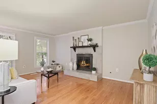 12133 Queens Brigade Dr, Fairfax, VA 22030 - Photo 19