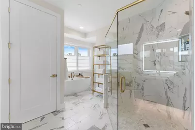 1622 Chain Bridge Road, McLean, VA 22101 - Photo 27