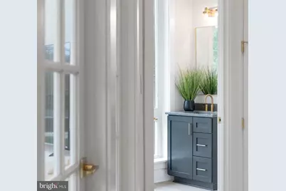 1622 Chain Bridge Road, McLean, VA 22101 - Photo 9