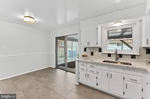 6824 Constance Dr, Springfield, VA 22150 - Photo 23