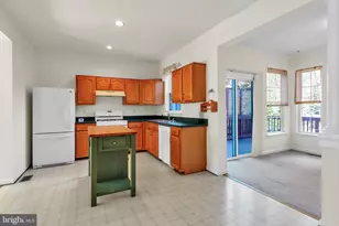 4627 Deerwatch Dr, Chantilly, VA 20151 - Photo 13