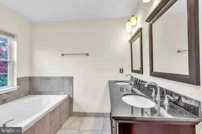 4627 Deerwatch Drive, Chantilly, VA 20151 - Photo 27
