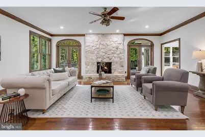 2404 Oakmont Court, Oakton, VA 22124 - Photo 11