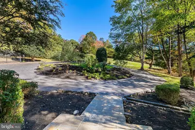 2404 Oakmont Court, Oakton, VA 22124 - Photo 47