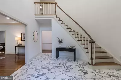 2404 Oakmont Court, Oakton, VA 22124 - Photo 3