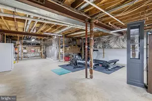 2404 Oakmont Ct, Oakton, VA 22124 - Photo 43