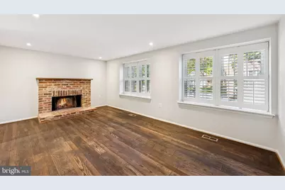 5922 New England Woods Drive, Burke, VA 22015 - Photo 3