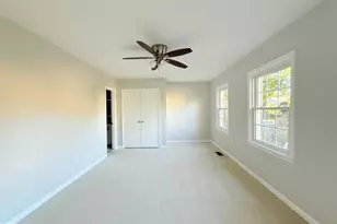 8219 Doctor Craik Ct, Alexandria, VA 22306 - Photo 13