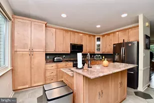 6622 Patent Parish Ln, Alexandria, VA 22315 - Photo 11