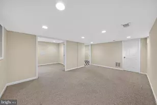 5929 Merritt Pl, Falls Church, VA 22041 - Photo 17