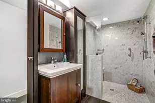 7714 Shootingstar Dr, Springfield, VA 22152 - Photo 21