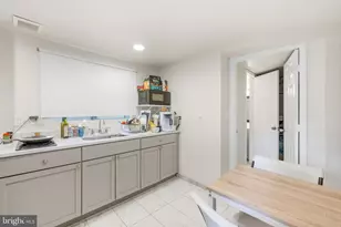 7810 Kalorama Rd, Annandale, VA 22003 - Photo 29