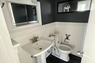 6631 Wakefield Dr, Alexandria, VA 22307 - Photo 31