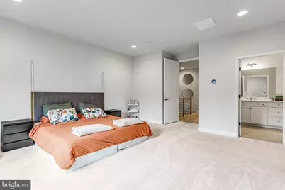 12307 W Oaks Drive, Fairfax, VA 22030 - Photo 29