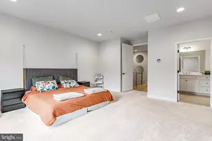 12307 W Oaks Dr, Fairfax, VA 22030 - Photo 29