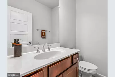 12307 W Oaks Drive, Fairfax, VA 22030 - Photo 23