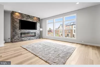 12307 W Oaks Drive, Fairfax, VA 22030 - Photo 13