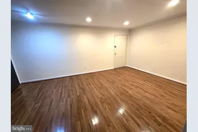 8000 Chanute Place #APT 6, Falls Church, VA 22042 - Photo 3