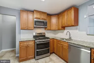 8817 Lagrange St, Lorton, VA 22079 - Photo 11