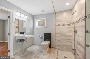 8817 Lagrange St, Lorton, VA 22079 - Photo 17