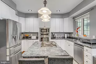 3444 Washington Dr, Falls Church, VA 22041 - Photo 29