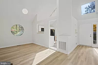 11504 Turnbridge Lane, Reston, VA 20194 - Photo 5