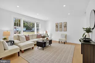 8915 Sylvania St, Lorton, VA 22079 - Photo 3