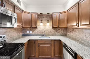 8519 Westover Ct, Springfield, VA 22152 - Photo 35