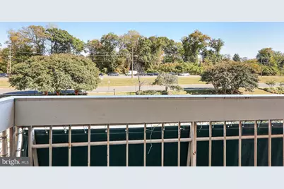 6137 Leesburg Pike #406, Falls Church, VA 22041 - Photo 21