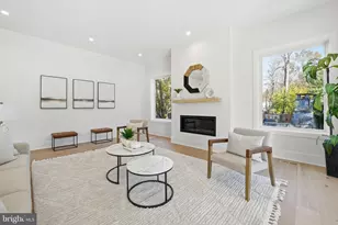 612 Gibson Cir SW, Vienna, VA 22180 - Photo 13