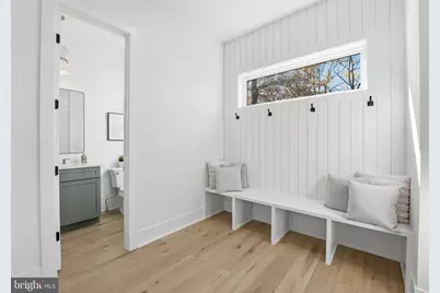 612 Gibson Circle SW, Vienna, VA 22180 - Photo 23