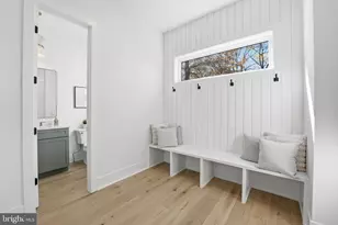 612 Gibson Cir SW, Vienna, VA 22180 - Photo 23