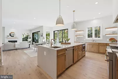 612 Gibson Circle SW, Vienna, VA 22180 - Photo 21