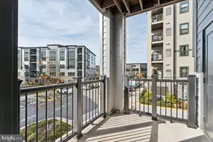 12850 Mosaic Pk Wy, Herndon, VA 20171 - Photo 31