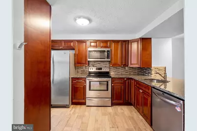 8315 Brookvale Court, Springfield, VA 22153 - Photo 3