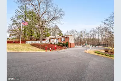 8315 Brookvale Court, Springfield, VA 22153 - Photo 23