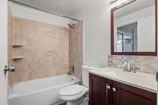 8315 Brookvale Ct, Springfield, VA 22153 - Photo 17