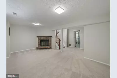 8027 Tyson Oaks Circle, Vienna, VA 22182 - Photo 19