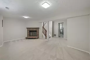 8027 Tyson Oaks Cir, Vienna, VA 22182 - Photo 19