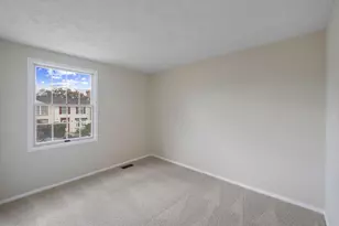 8027 Tyson Oaks Cir, Vienna, VA 22182 - Photo 13