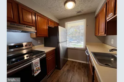 8584 Koluder Court, Lorton, VA 22079 - Photo 3