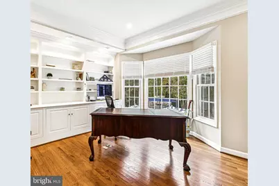 4904 Elsa Court, Fairfax, VA 22030 - Photo 5