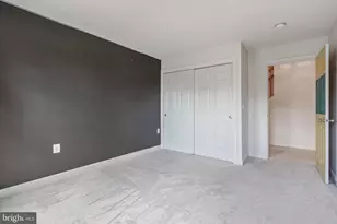 13600 Salk St, Herndon, VA 20171 - Photo 29