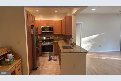 11326 Westbrook Mill Lane #202, Fairfax, VA 22030 - Photo 3