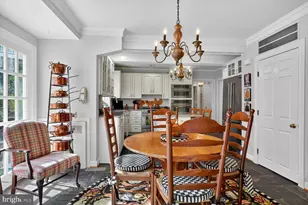 6039 Edgewood Terrace, Alexandria, VA 22307 - Photo 9