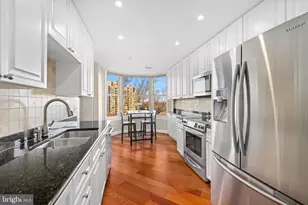 11776 Stratford House Pl, Reston, VA 20190 - Photo 15